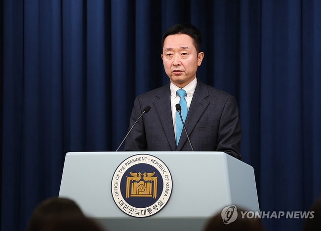 이도운 대통령실 대변인이 13일 서울 용산 대통령실 청사에서 현안에 관해 브리핑을 하고 있다. 2023.11.13 【서울=연합뉴스】