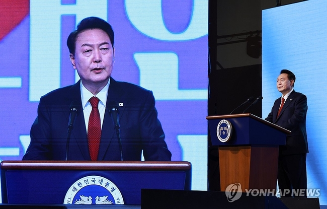 윤석열 대통령이 1일 서울 중구 유관순 기념관에서 열린 제105주년 3.1절 기념식에서 기념사를 하고 있다. 2024.3.1 <br>
【서울=연합뉴스】