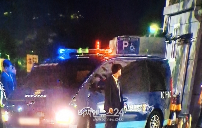 특검이 청구한 구속영장 청구가 법원이 발부하면서 윤석열 전 대통령은 다시 서울구치소에 구속됐다.